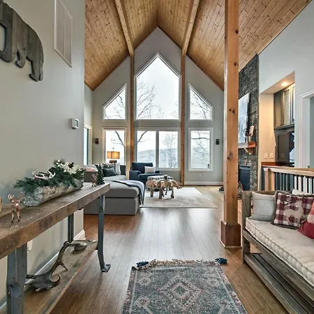 Grand Chalet With Hot Tub - Near Wintergreen Resort